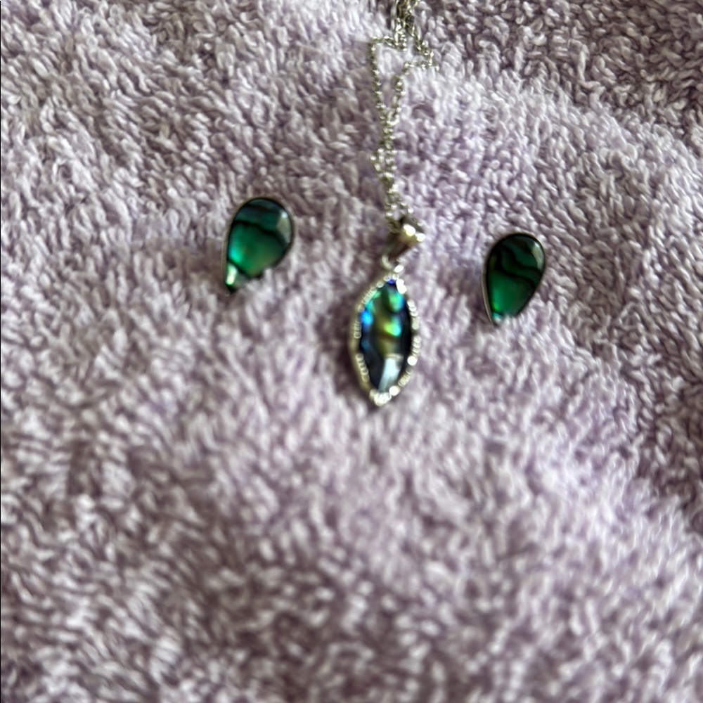 Green and Silver Jewelry Set